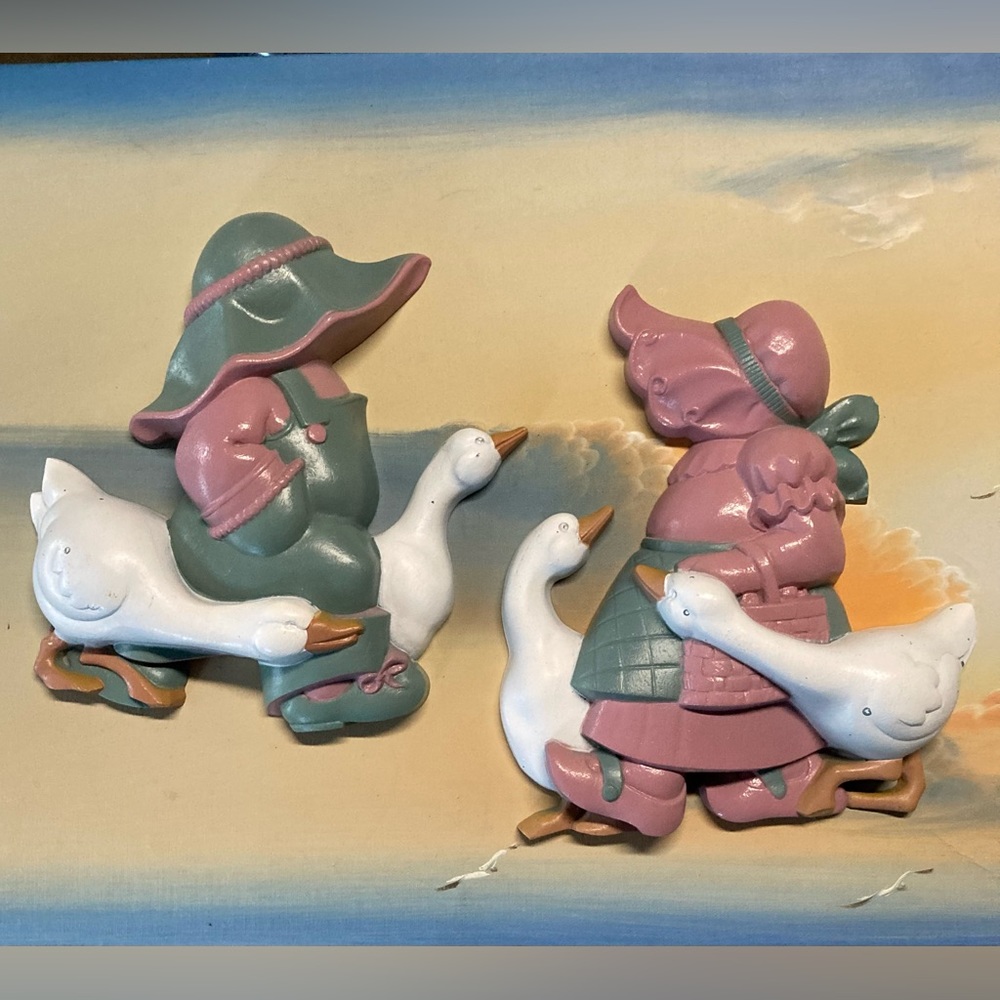 Vintage-Inspired Pink and Teal Goose Couple Wall Plaques - Unbranded